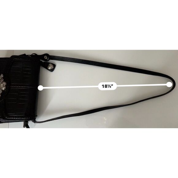 M.C. (Marc Chantal) black faux alligator skin crossbody organizer - Picture 10 of 10